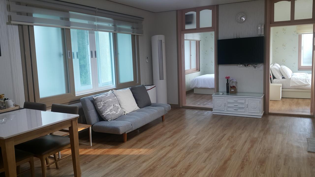 Jeju Mermuri Yerye-dong Екстер'єр фото
