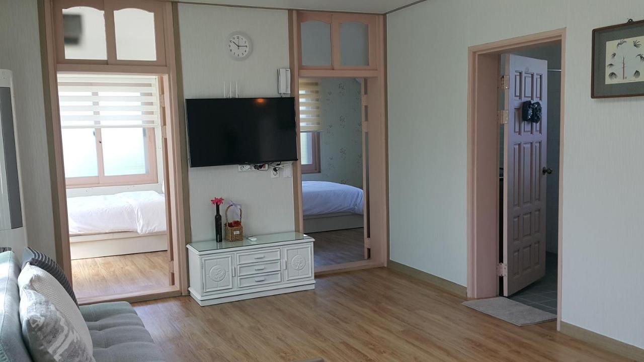 Jeju Mermuri Yerye-dong Екстер'єр фото